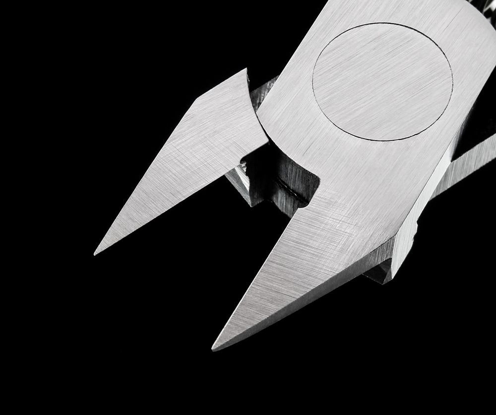 Precision Flat Blade Plastic Nipper (Tapered) TT116