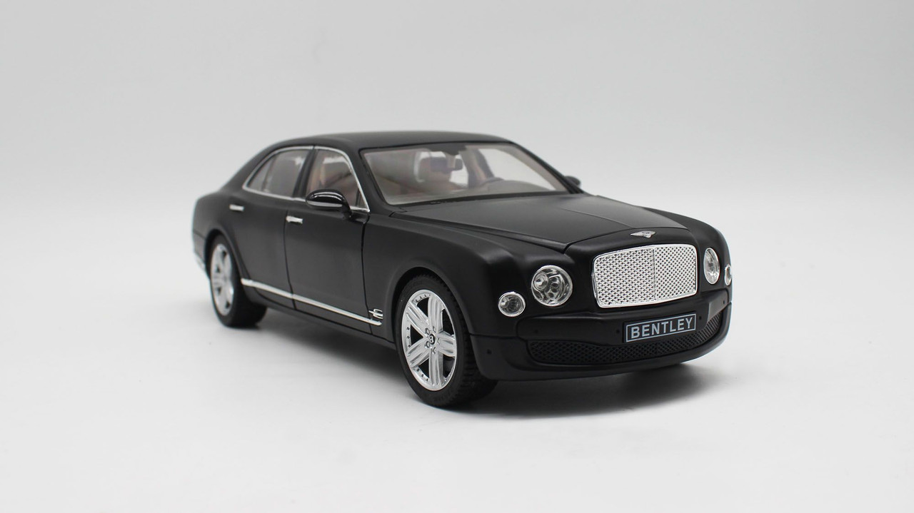 Amazon.com: Bentley Flying Spur w/Sunroof Neptune Blue
