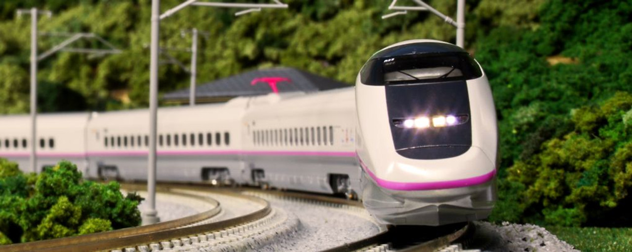 10-221 Series E3 Akita Shinkansen 'Komachi' 6 Cars Set (N scale)