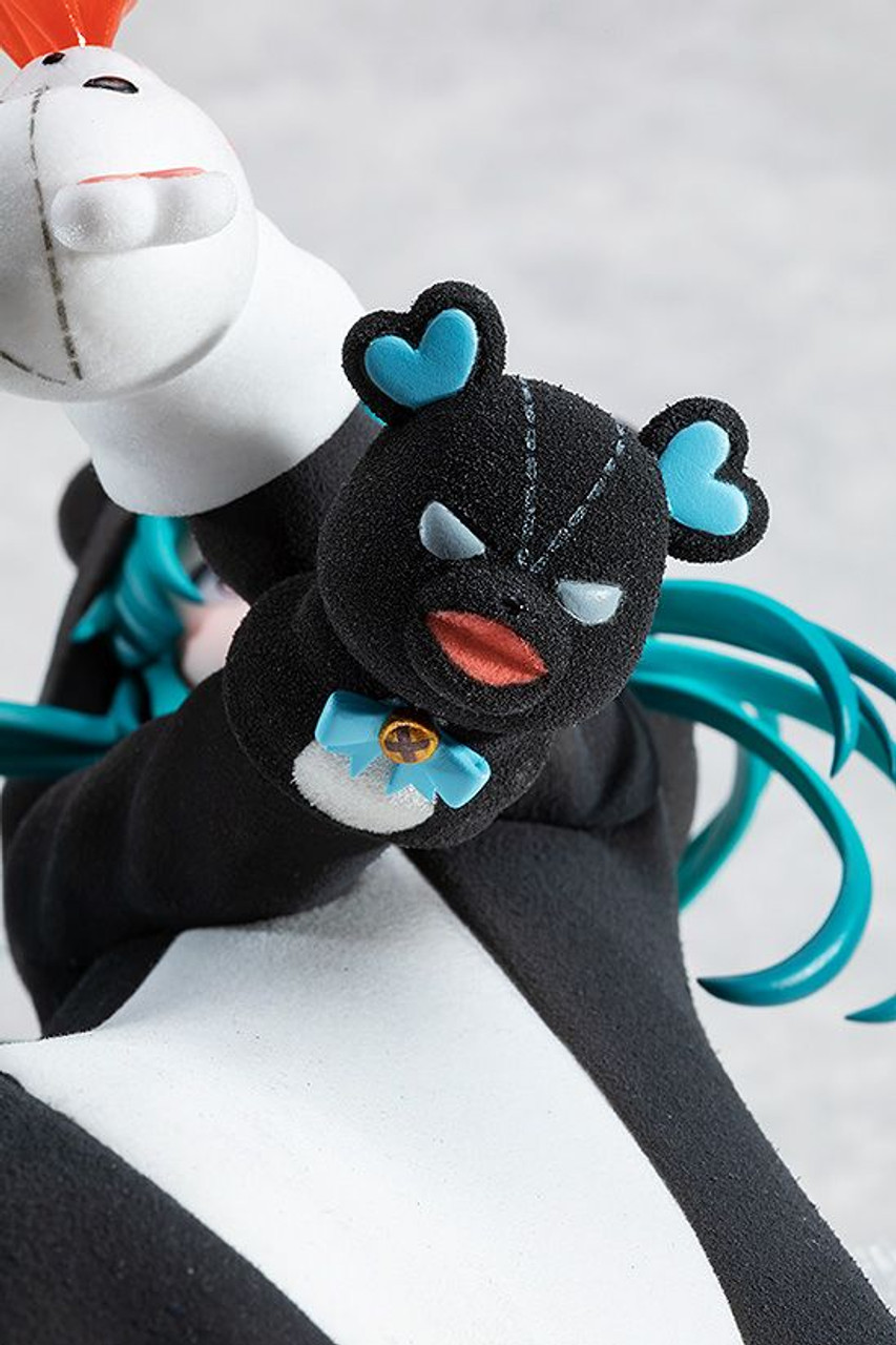 Yuna 1/7 Figure (Kuma Kuma Kuma Bear Punch!)