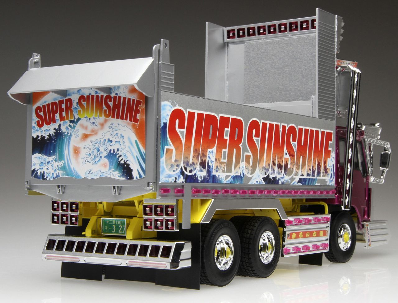 Aoshima Decoration Truck 1/32 Super Sunshine Plastic Model