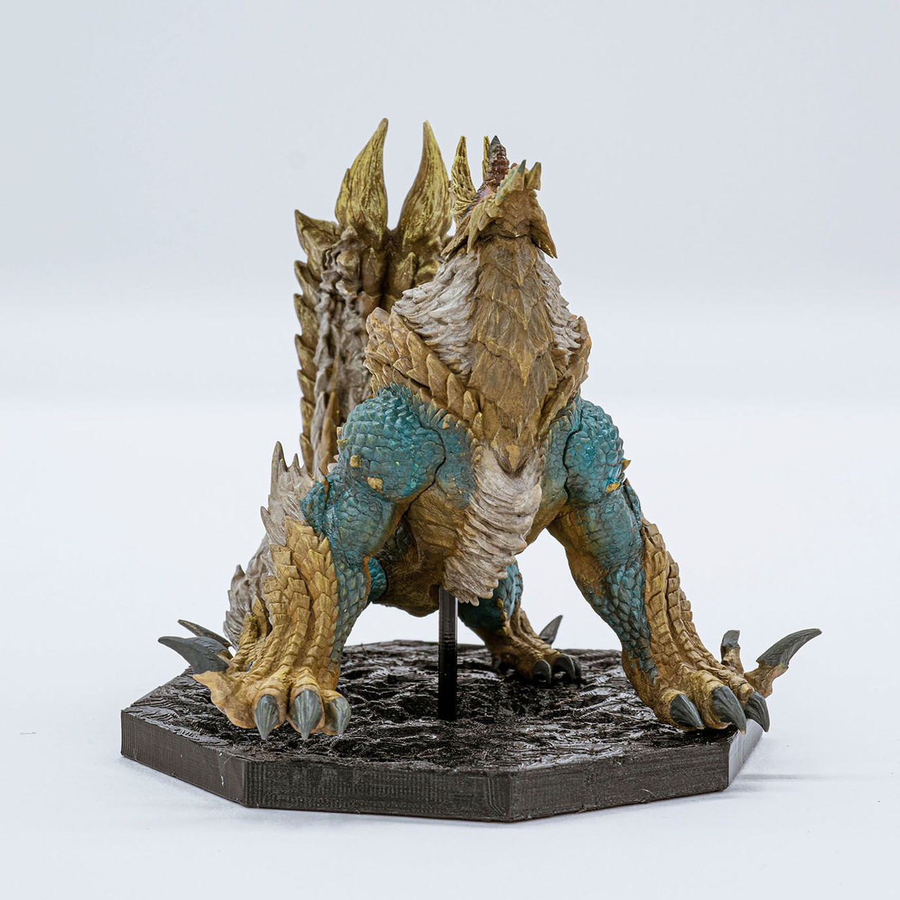 Capcom Figure Builder Cube Monster Hunter - Thunder Wolf Wyvern Zinogre  Figure (Monster Hunter)