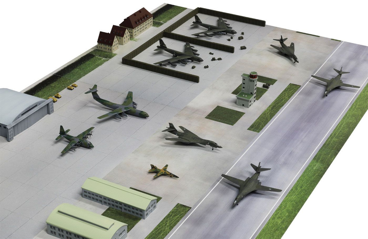 新年の贈り物 Andersen Guam Force Air U.S. 1/700 Base Model Plastic (1980s) ゴルフバッグ・キャディバッグ
