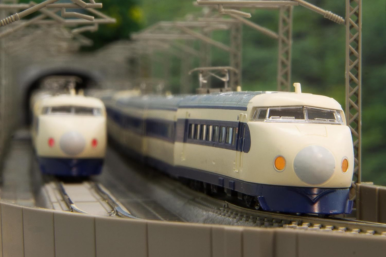 Model Train Shinkansen Ho Scale T020-1 JNR Series Shinkansen Early