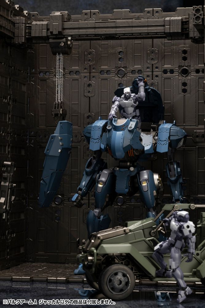 Hexa Gear 1/24 Bulkarm Lambda Jackal Kit Block Plastic Model