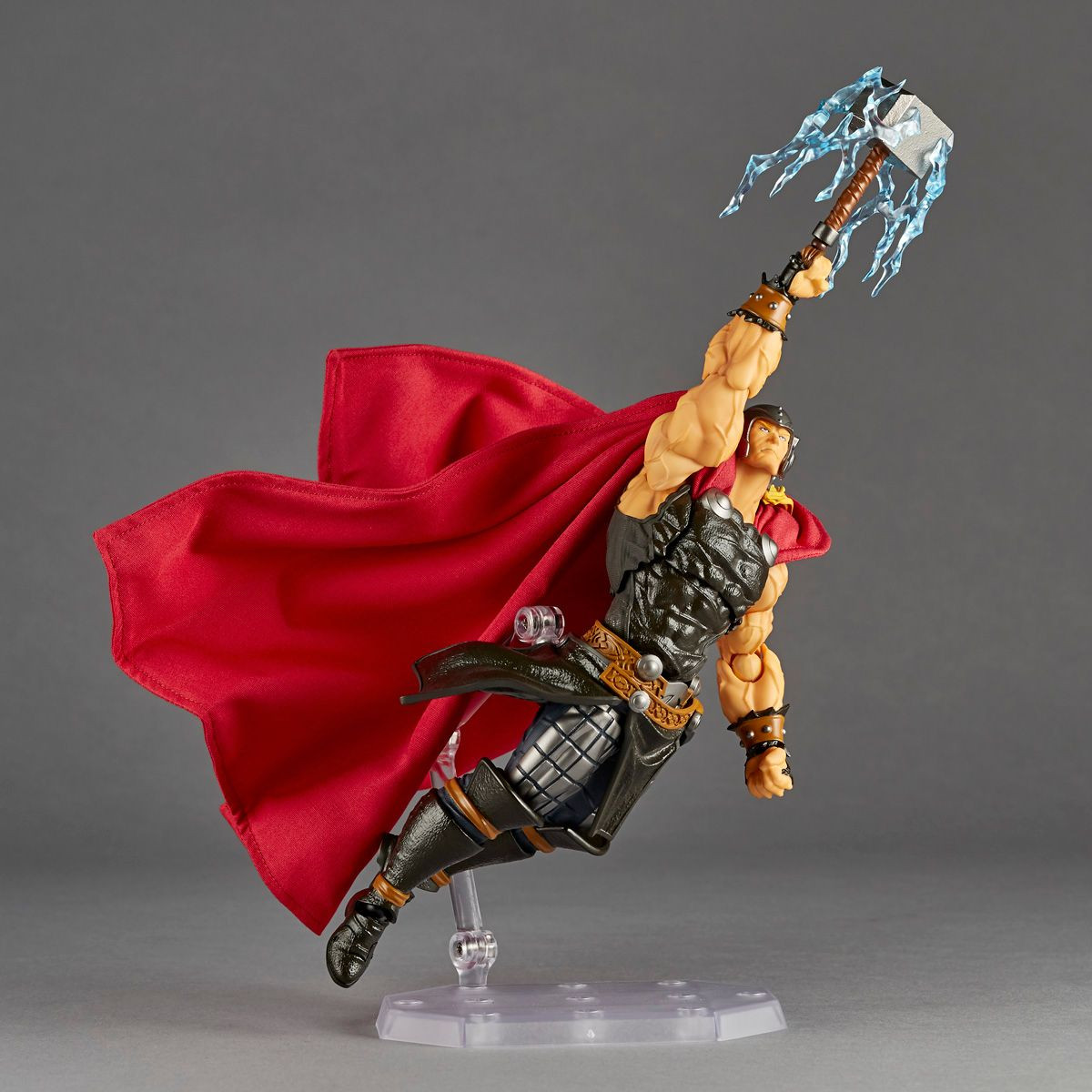 Thor アクションフィギュア 赤いマント Amazing Yamaguchi Thor Revoltech Figure (Marvel)