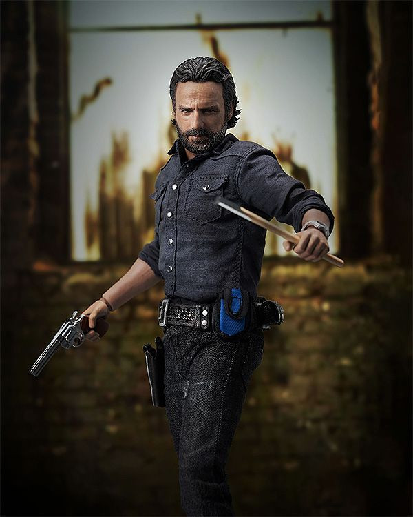 Rick Grimes Season 7 Ver. 1/6 Figure (The Walking Dead)
