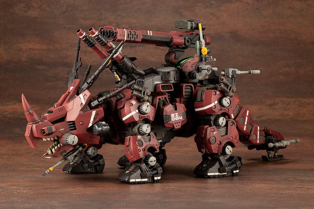 HMM Series 1/72 EZ-004 RED HORN Marking Plus Ver. Plastic Model