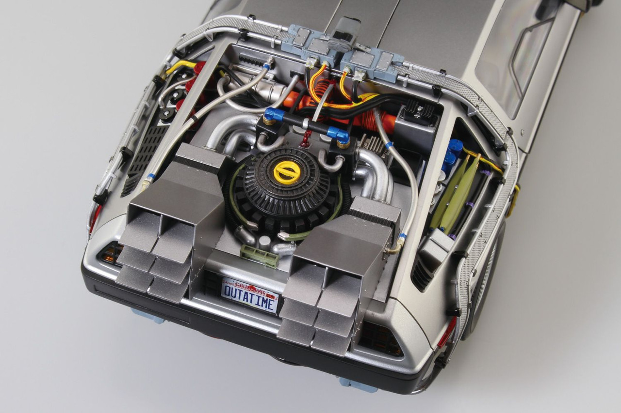 Time Machine Plastic Model Movie Mecha 1/24 Time Machine Plastic Model (Back To The Future Part I)