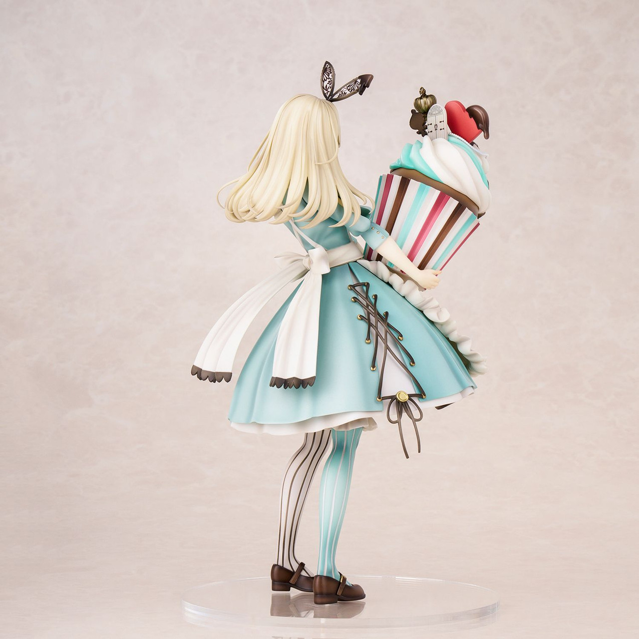 Akakura Illustration ''Alice in Wonderland'' Figure