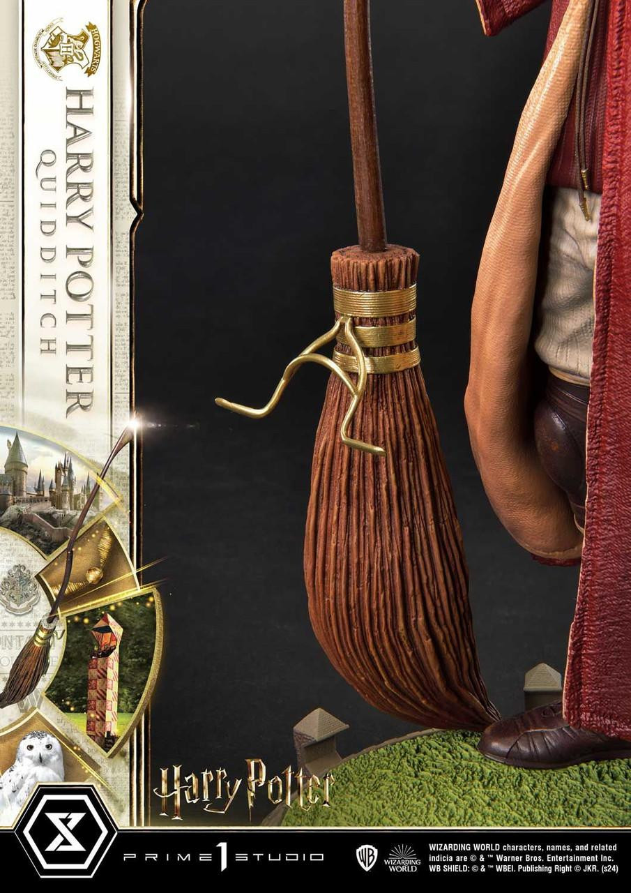 Prime Collectible Harry Potter: Harry Potter Quidditch 1/6 Figure