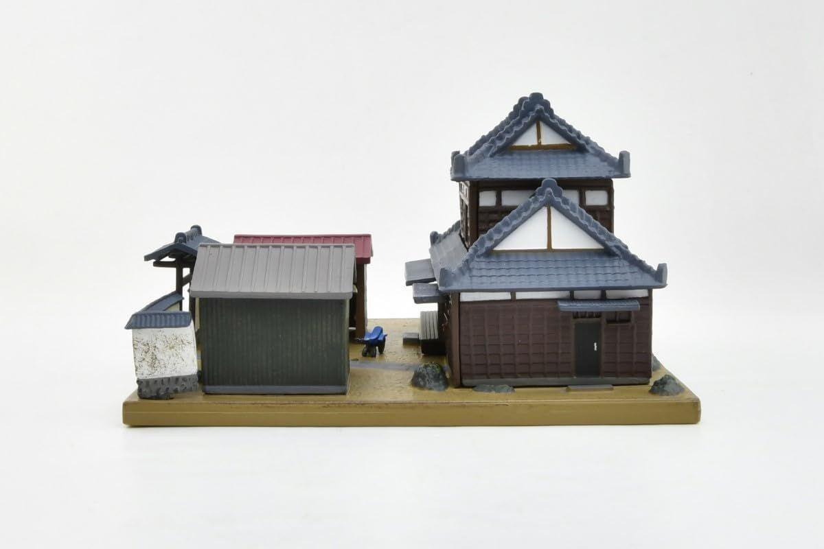 Building 004-5) Japanese Farm House D5 (N scale)