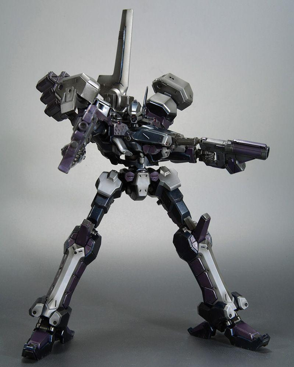 Armored Core V.I. 1/72 Crest CR-C840/UL Lightweight Class