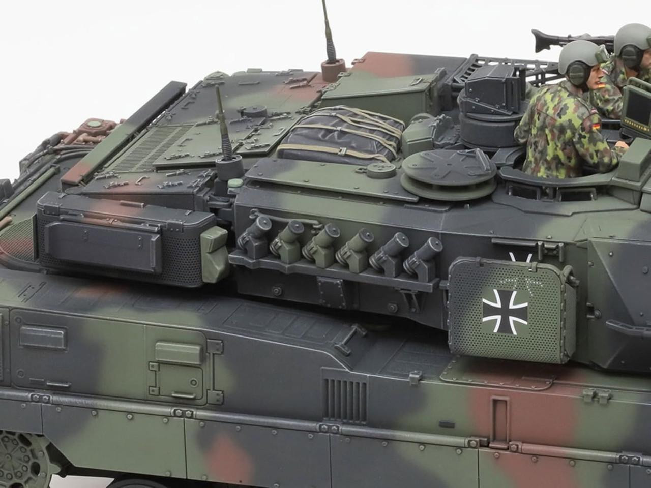 35387 1/35 Leopard 2 A7V Plastic Model