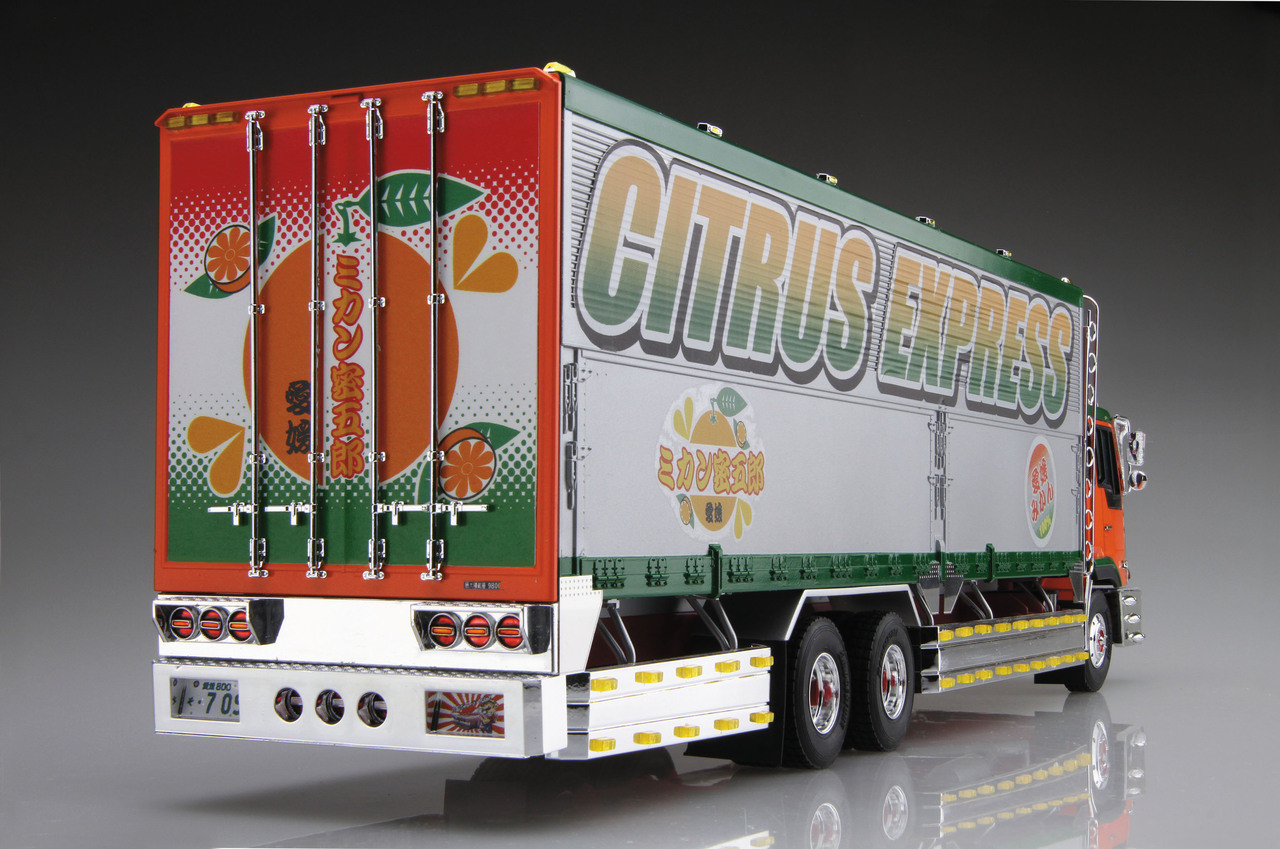 Aoshima 52075 Japanese Decoration Truck Mikan Mitsugoro 1/32 Scale