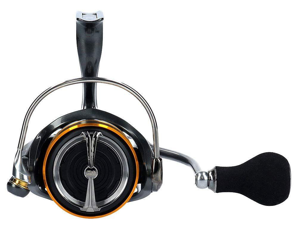 daiwa blast reel High Performance Spinning Fishing Cast with smooth control and durable gear support BRAND NEW 16 DAIWA BLAST