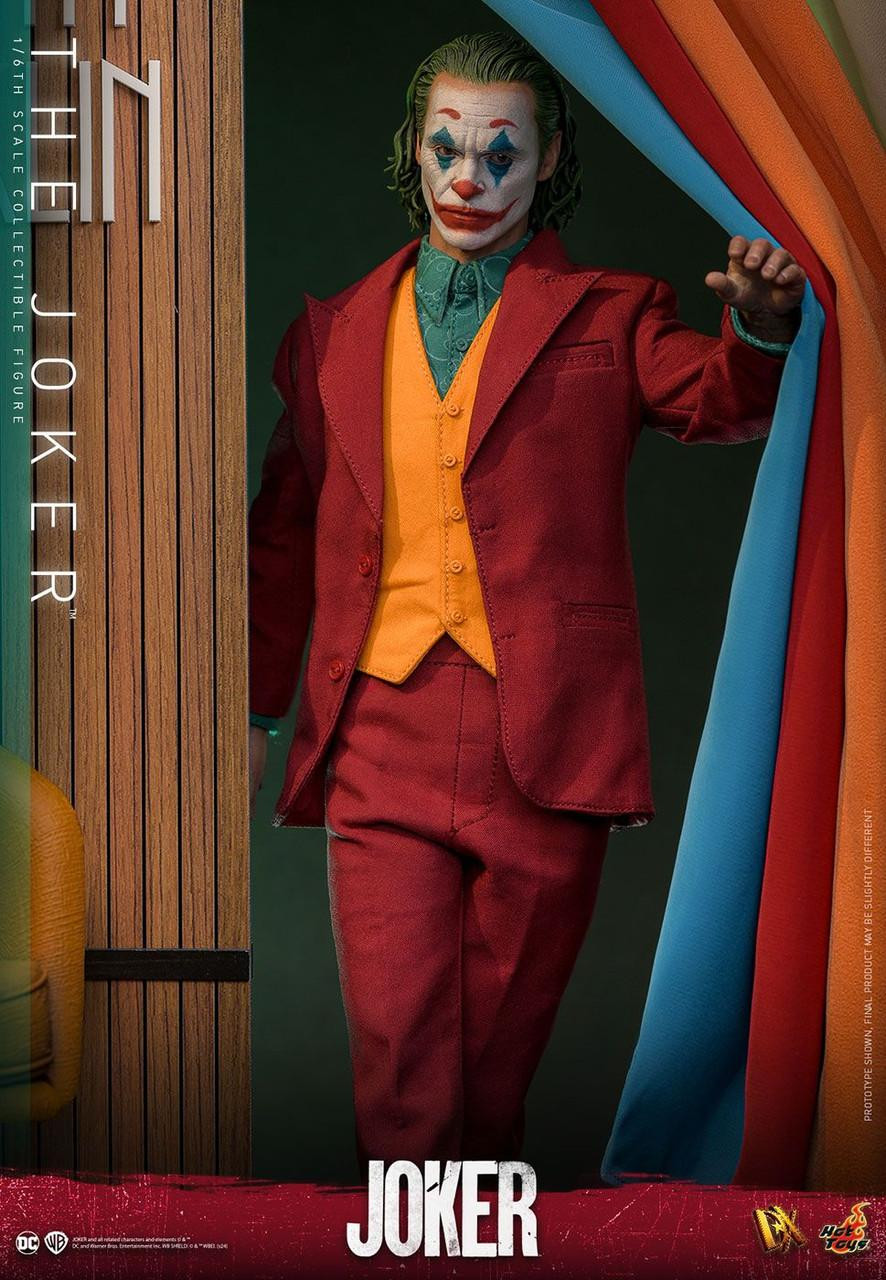 Movie Masterpiece Deluxe - 1/6 Scale Fully Poseable Figure: Joker