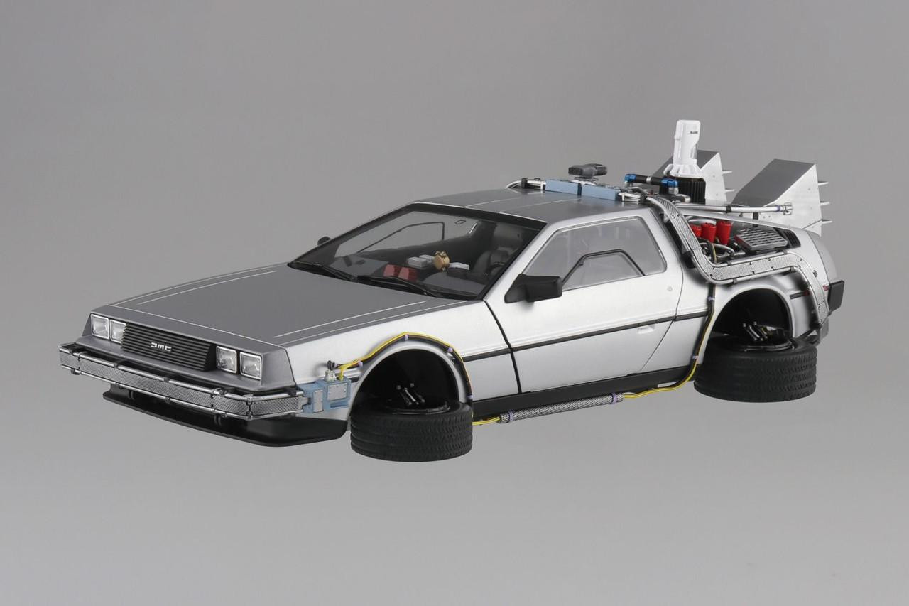 ◉1/64 DeLorean DMC-12 Ⅱ　 PARTIⅢ➕フィギュア2体 DeLorean 1982 DMC-12 1/24 Scale Plastic Model kit by Aoshima