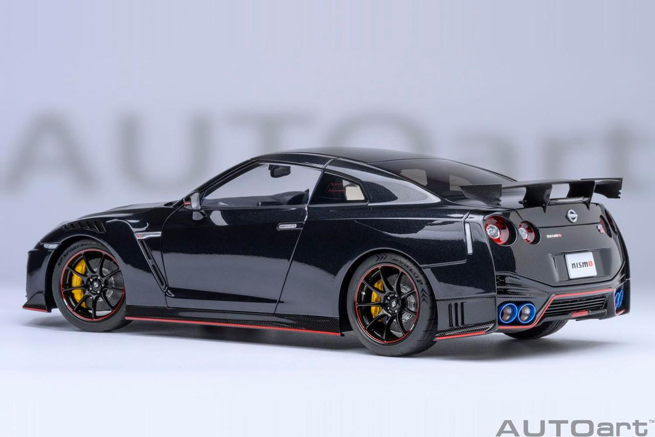 1/18 AUTOart 日産 GT-R NISMO スペシャルエディション AUTOart 1/18 Nissan GT-R R35 Nismo Special Edition Vibrant