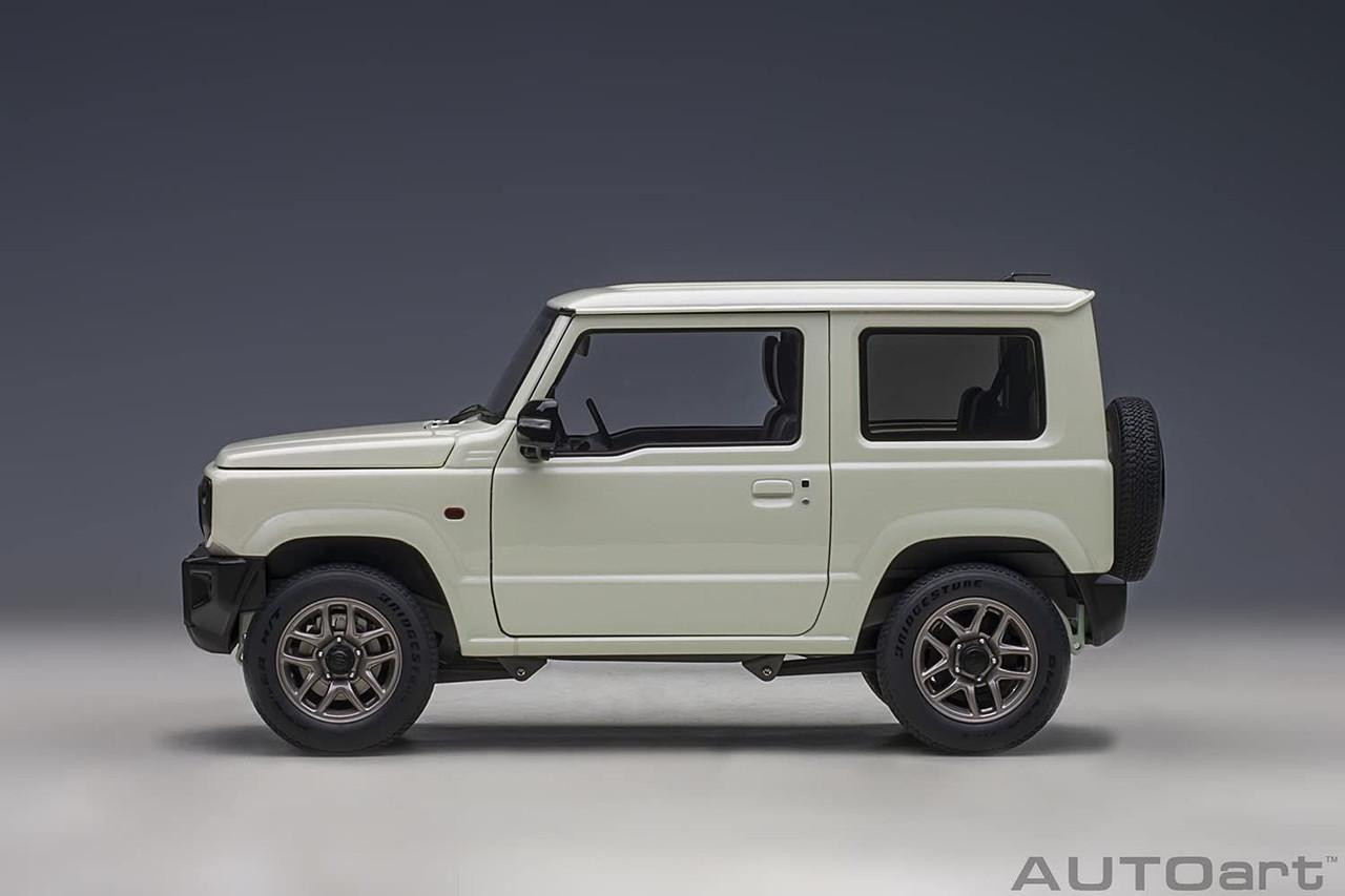 DISM 1/43 Jimny550 Half l Door ホワイト DISM 1/43 Jimny550 Half Metal Door ホワイト - メルカリ