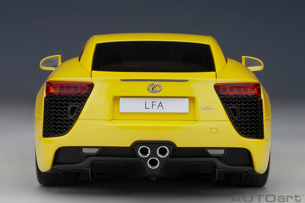 1/18 Lexus LFA (Pearl Yellow) Finished Model