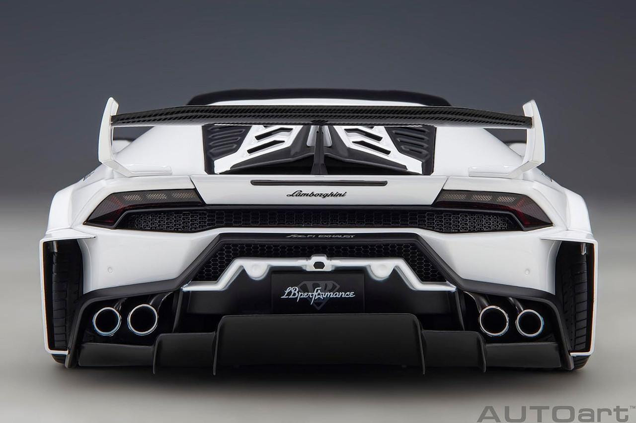 1/18 Liberty Walk LB-Silhouette Works Lamborghini Huracán GT