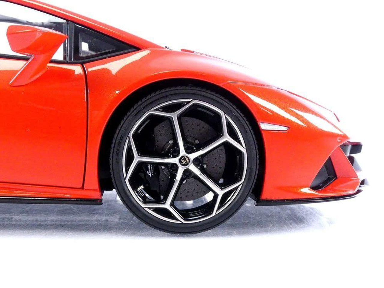 1/18 Lamborghini Huracan EVO (Pearl Orange) Finished Model