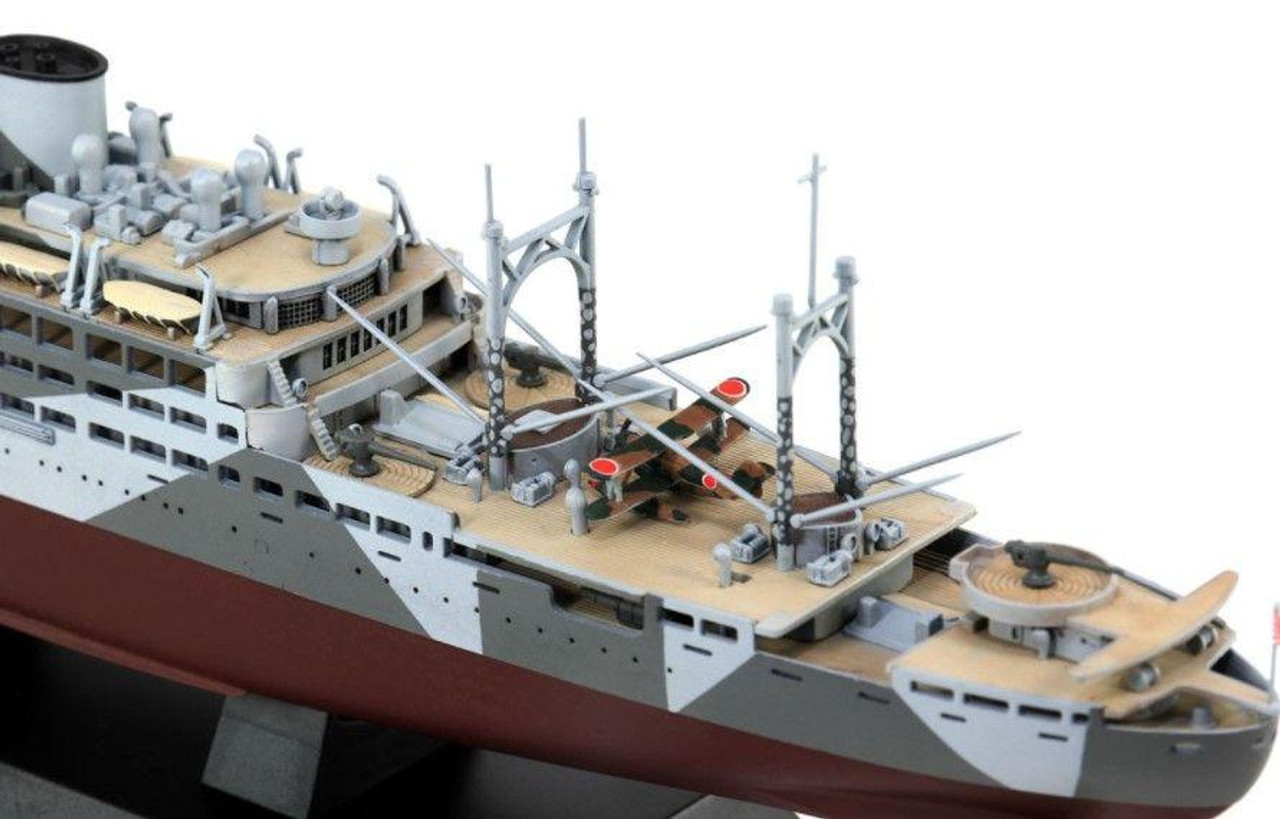 HighlandPark 16Year Japan ImportSystem空瓶 1/700 IJN Auxiliary Cruiser Aikoku Maru 1941 Plastic Model