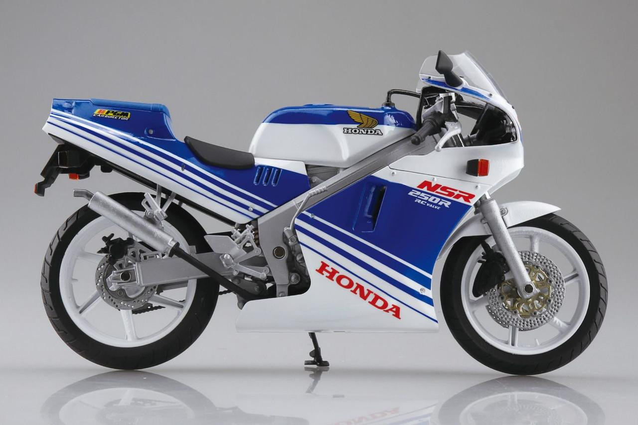 【DVD】HONDA NSR CLOSE UP: NSR250R Two-Stroke Shootout: Honda NSR250R Vs. Suzuki RGV250