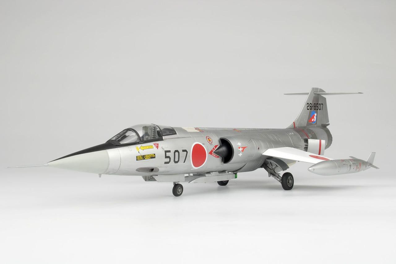 F-104J 1/48スケールモデル Lockheed/Mitsubishi F-104 (F-104J) Starfighter - Japan JASDF