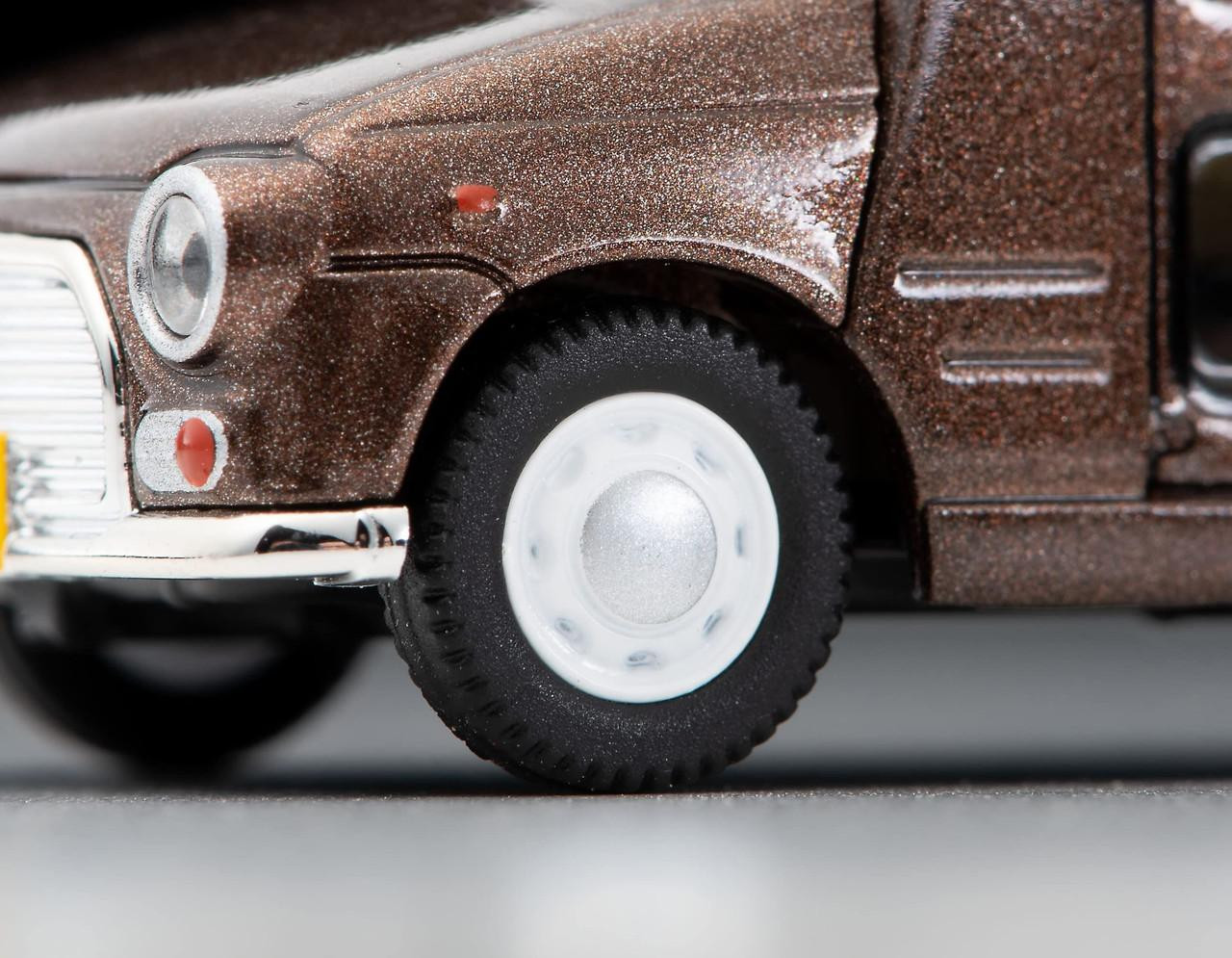 Tomica LV-N283a Daihatsu Mira Walk-Through Van Custom Specification