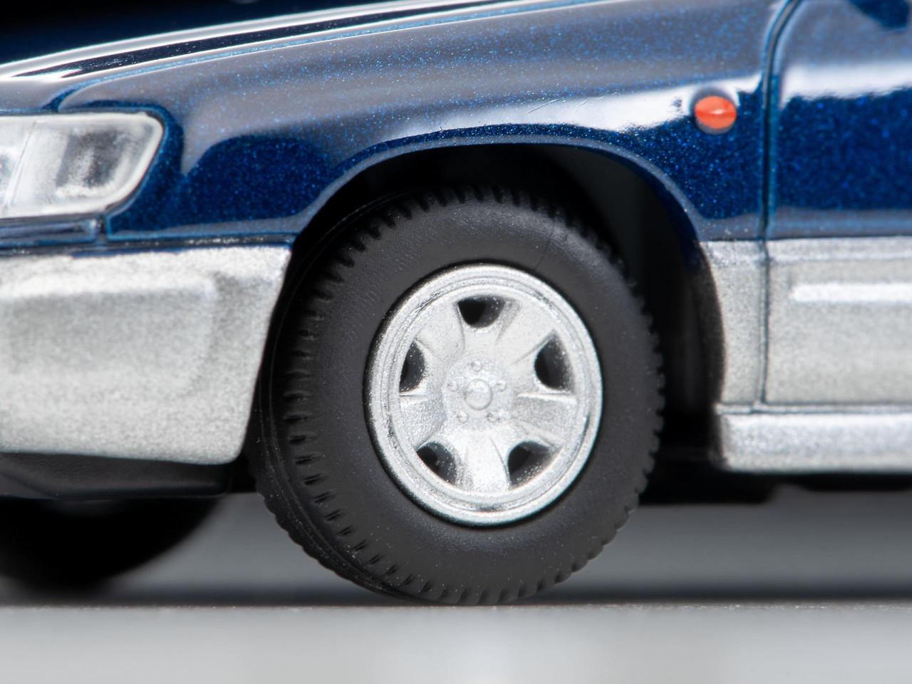 ミニカー SUBARU FORESTER T/tb 1997 HS072 SL TomyTec 1:64 Subaru Forester S/Tb 1997 in Black – Model Cars