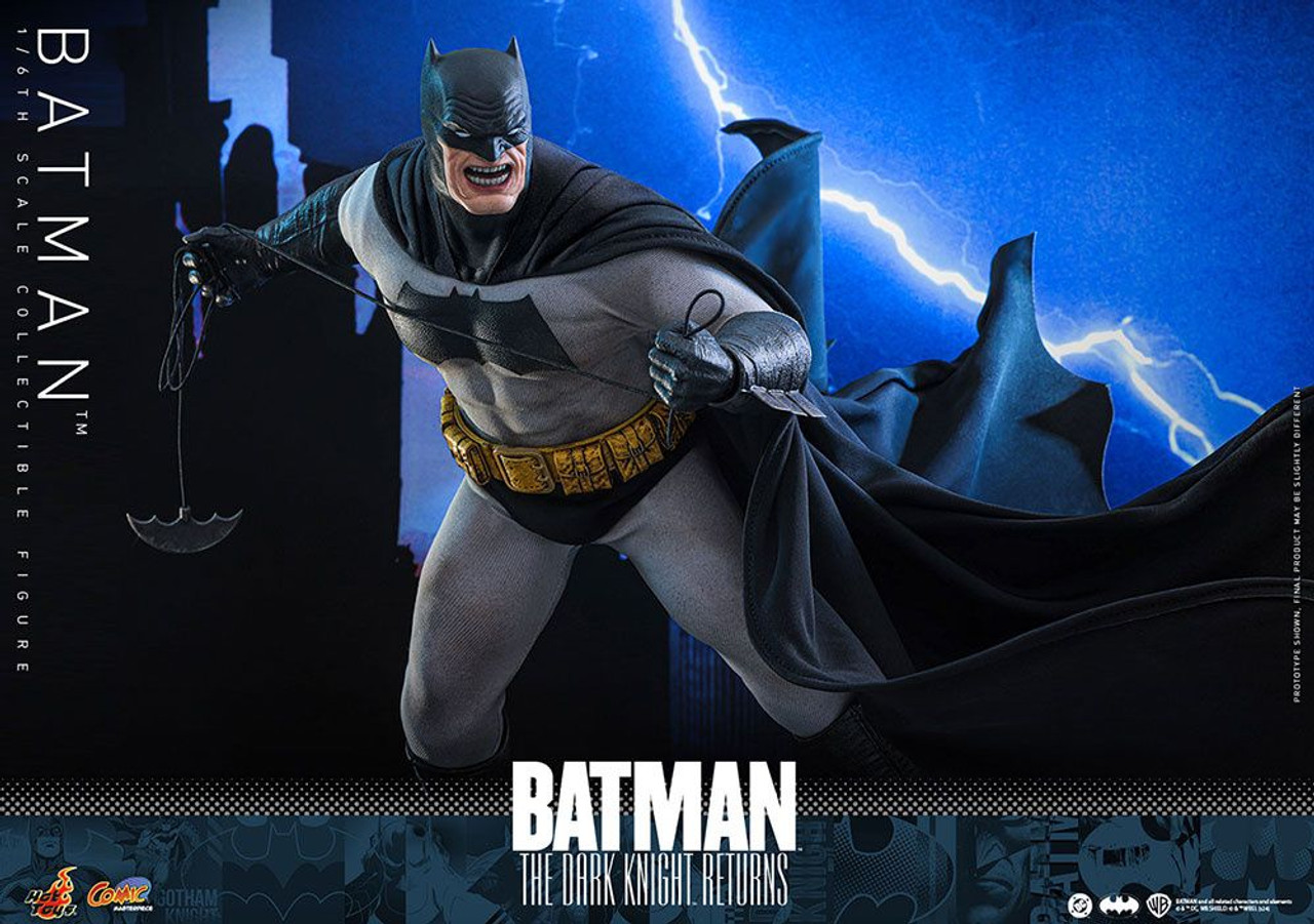 1/6 Comic Masterpiece - Scale Fully Poseable Figure: Batman