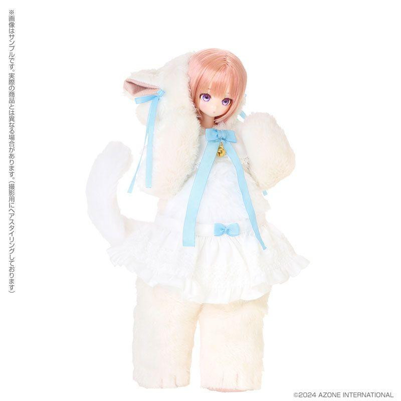 Luminous Street: HUG Mii (White Cat ver.) Figure Doll