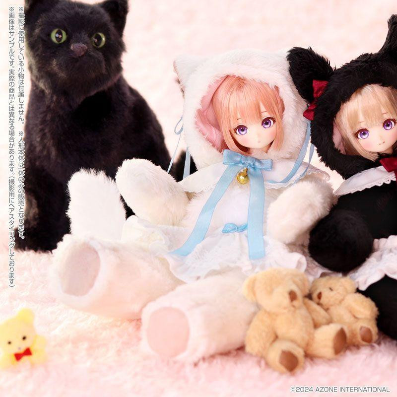 Luminous Street: HUG Mii (White Cat ver.) Figure Doll