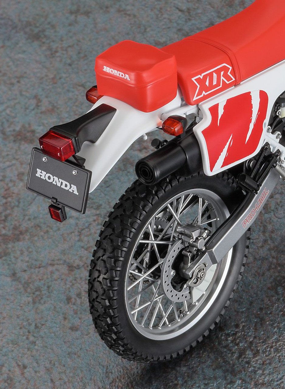 1/12 Honda XLR BAJA (MD22) (1991) Plastic Model