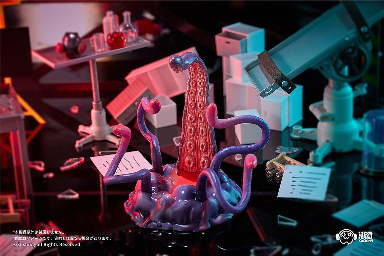 Sushing: Articulated Base Series UBC-404: Adult Ver. & Larva