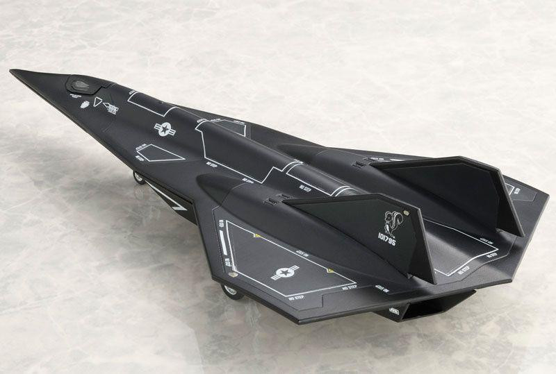 Top Gun Maverick 1/100 Darkstar Figure