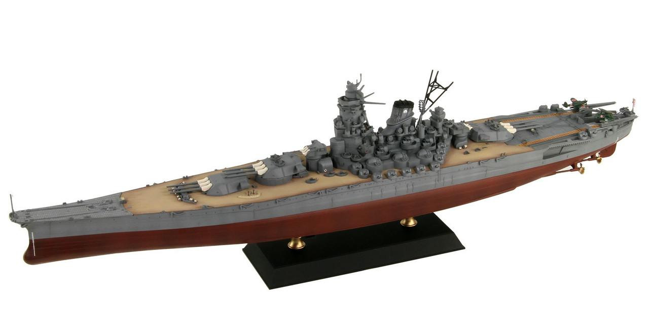 1/700 Japanese Navy Battleship Yamato Final Edition Plastic Model