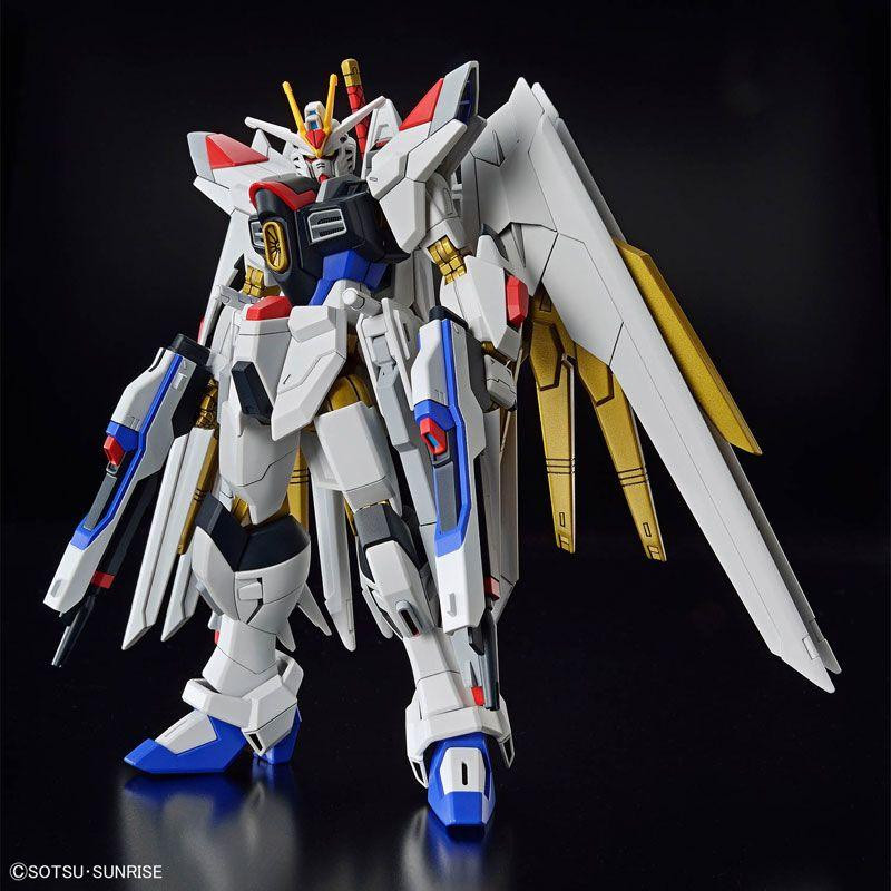 HG 1/144 Mighty Strike Freedom Gundam Plastic Model (Gundam SEED