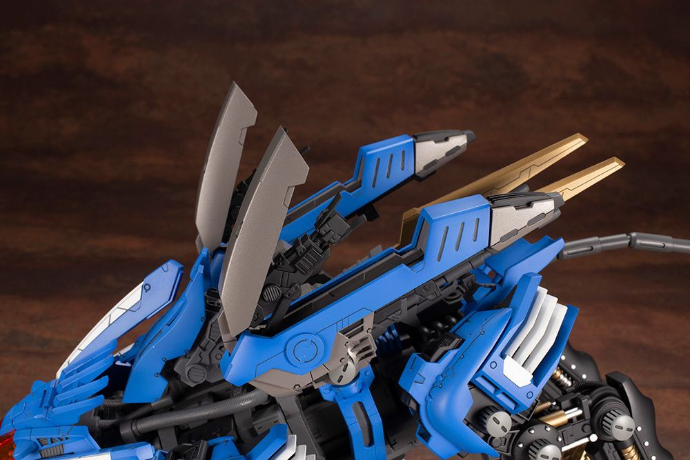 HMM ZOIDS 1&frasl;72 RZ-028 Blade Liger AB Plastic Model