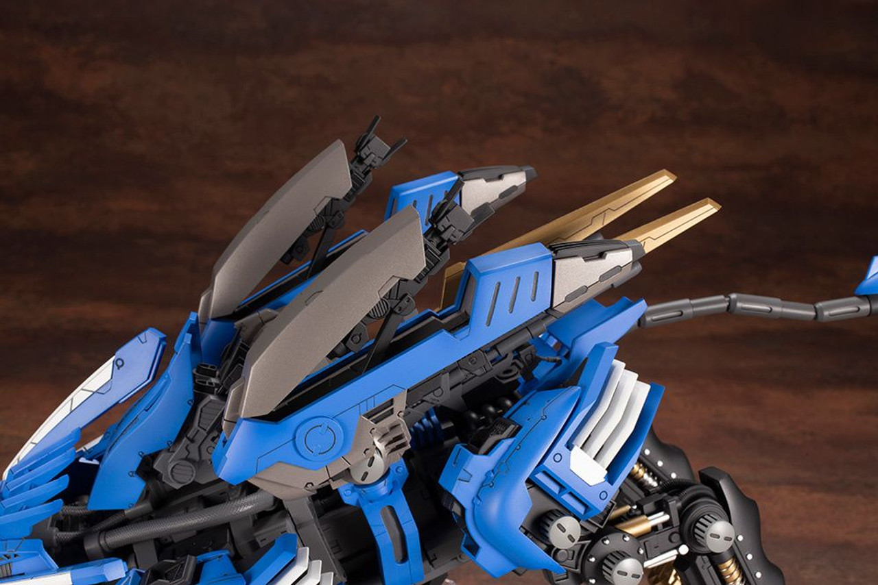 HMM ZOIDS 1/72 RZ-028 Blade Liger AB Plastic Model