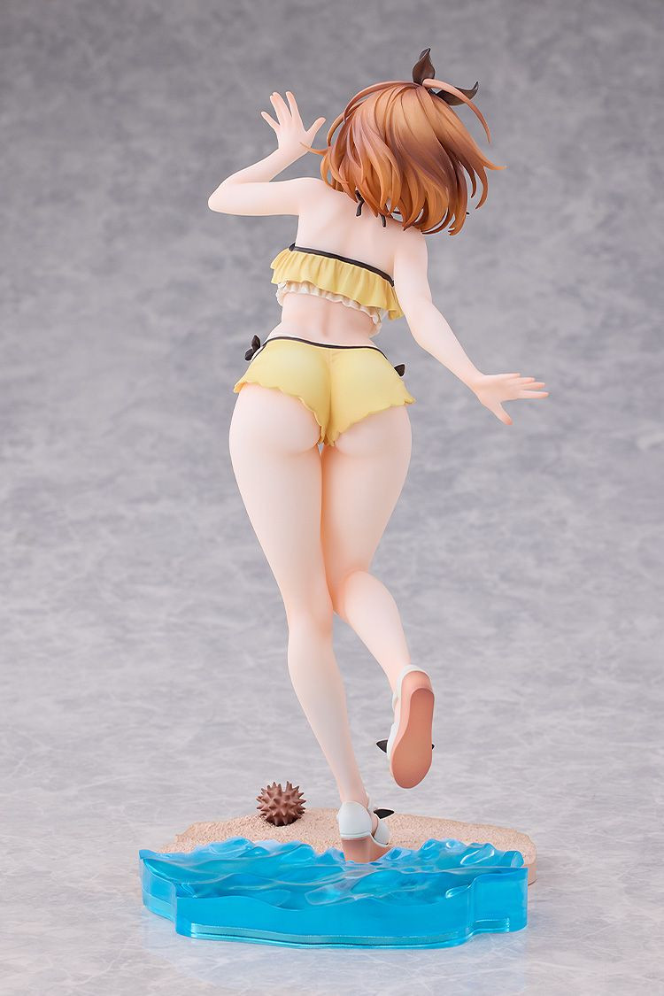 Reisalin Stout: Swimsuit Ver. 1/7 Figure