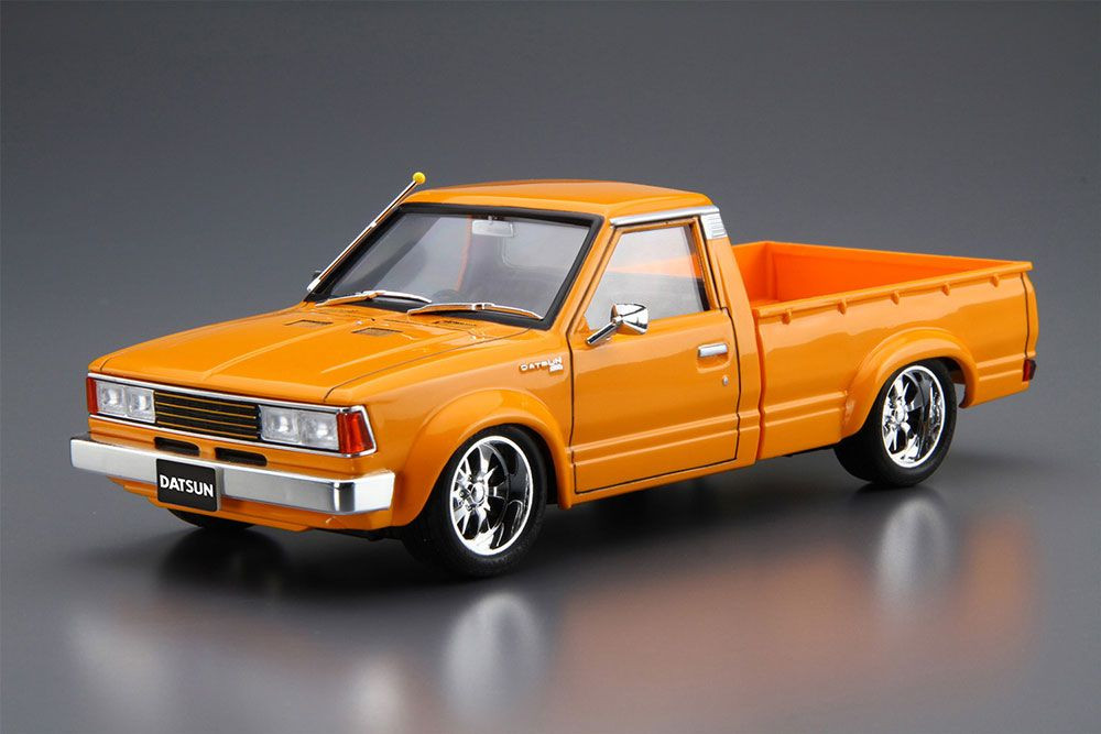 1/24 720 Datsun Truck Custom '82 (Nissan) Plastic Model