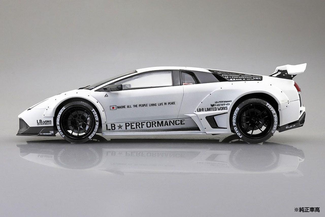 青島1/24 LBWK Lamborghini murcielago 完成品 1/24 LB Works Lamborghini Murcielago Ver.1 Plastic Model