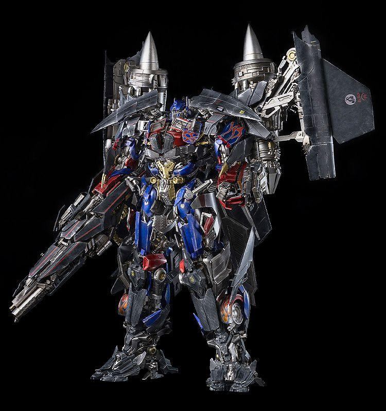 Transformers: Revenge of the Fallen DLX Optimus Prime Figure