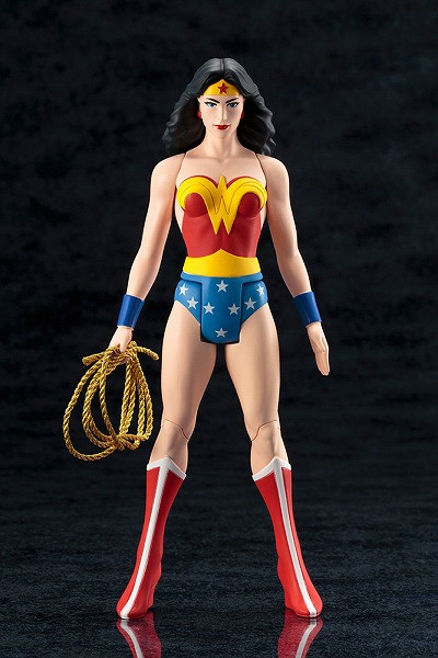 Kotobukiya SV143 ARTFX+ Wonder Woman Super Powers Classics Figure