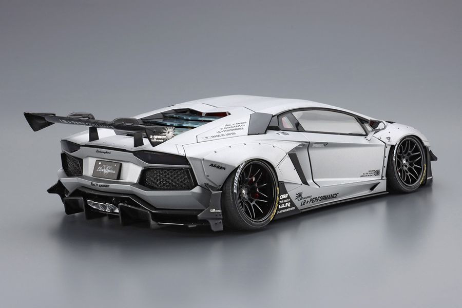 1/24 Liberty Walk No.19 LB Works Lamborghini Aventador Limited