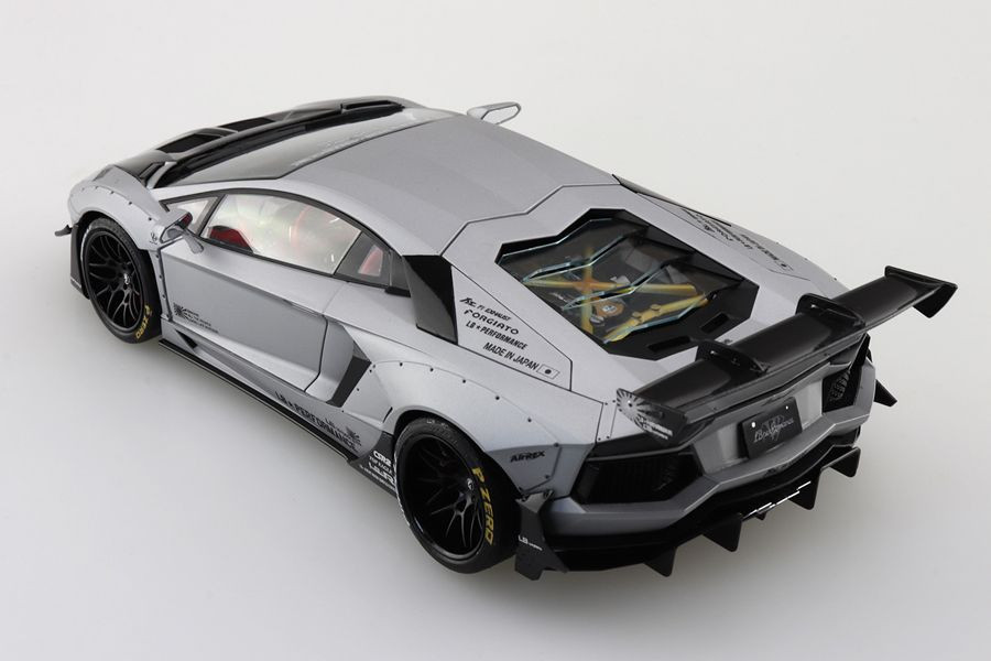 1/24 Liberty Walk No.19 LB Works Lamborghini Aventador Limited