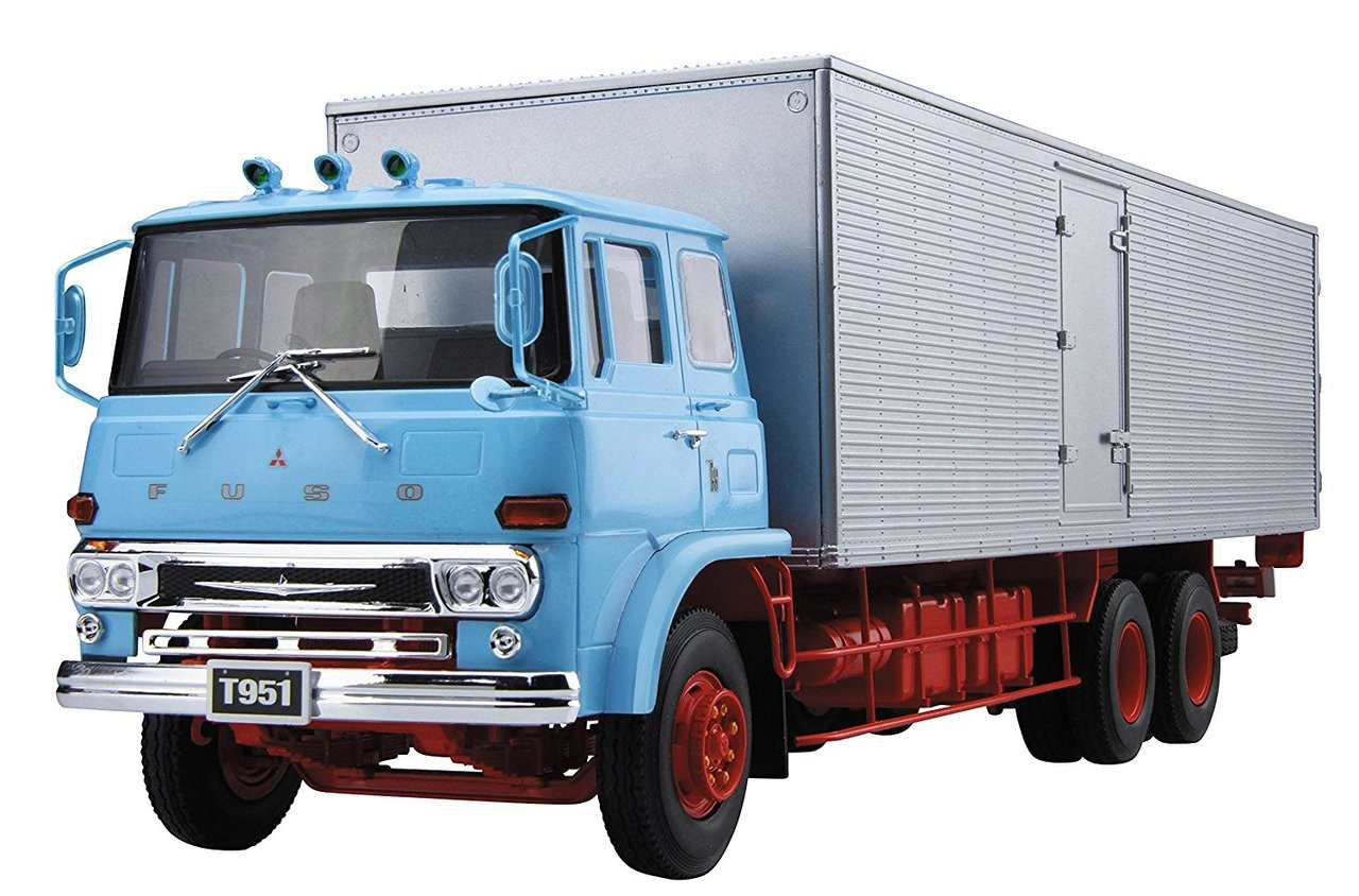 Aoshima 52044 Mitsubishi Fuso T951N 1/32 scale kit - Plaza Japan